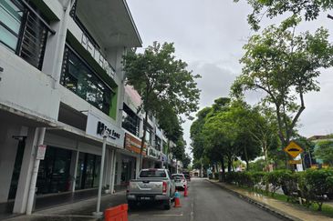 Mid Valley Southkey
