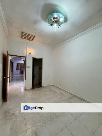 Taman Universiti Johor Single Storey Terrace House For Sale , Johor, Skudai