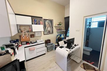 TAMAN MOUNT AUSTIN @ JALAN MUTIARA EMAS