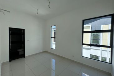 Honeydale Residence @ Taman Impian Emas