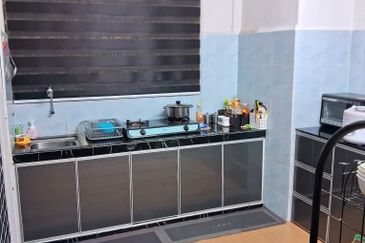 Flat Taman Ungku Tun Aminah