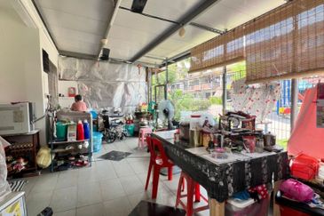 Taman Tampoi Indah II, Villa Ros