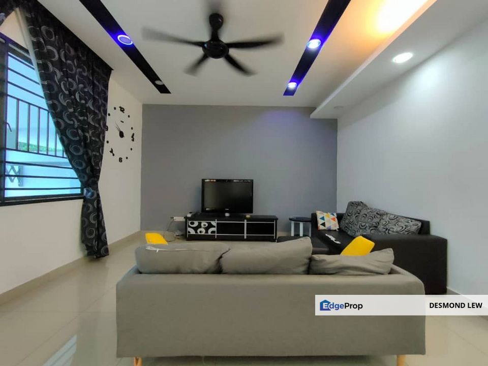 Seri Austin Double Storey Terrace House Emery Near Dato Onn / Austin