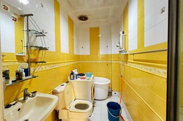 Taman Nusaperintis Gelang Patah Johor Double Storey House For Sale