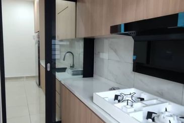 Iconia Garden Residence @ Taman Impian Emas