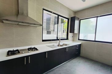 Noble Park @ East Ledang