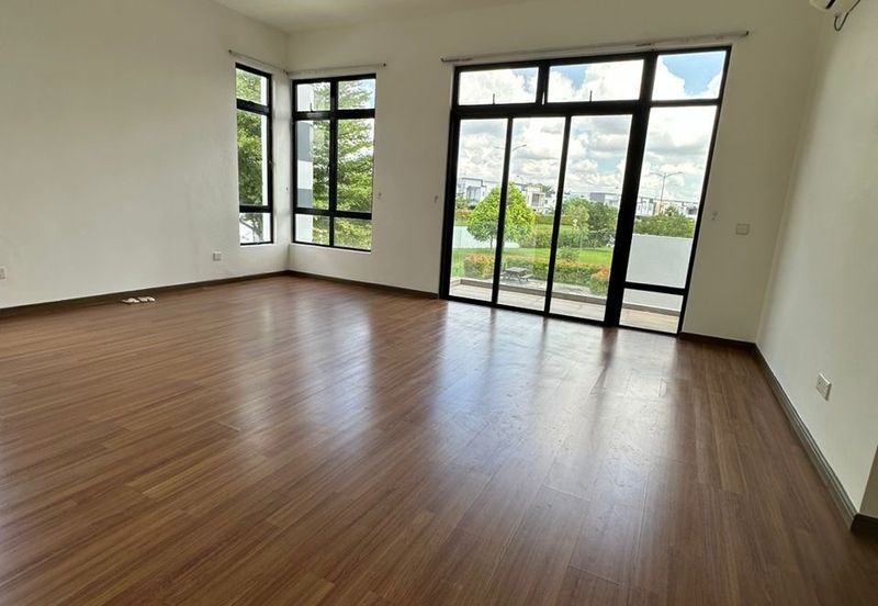 Garden Villa @ Bukit Indah 2