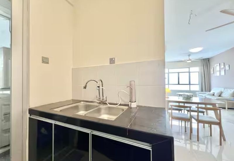 Midas Perling Apartment