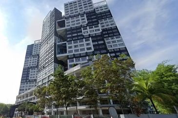 Midas Perling Apartment