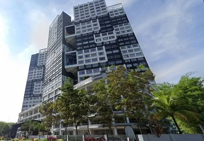 Midas Perling Apartment