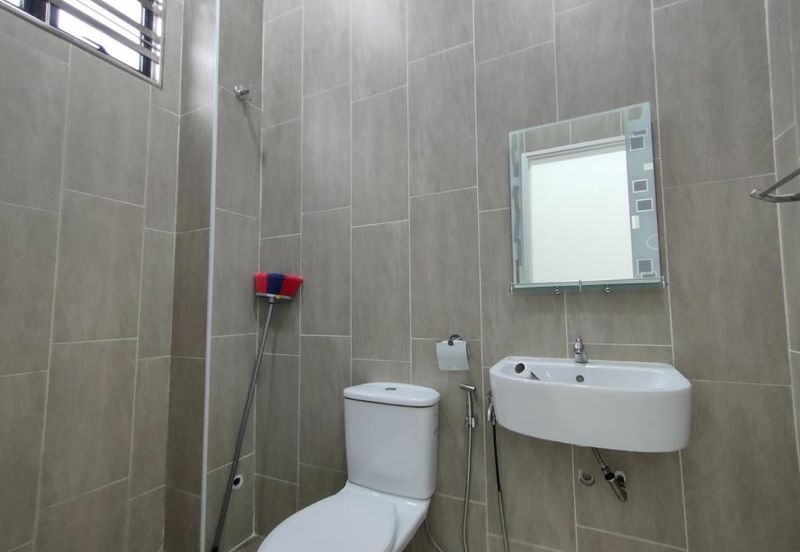 Plenitube Harp @ Taman Desa Tebrau