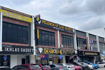 Pusat Komersial Suria (68 Avenue)