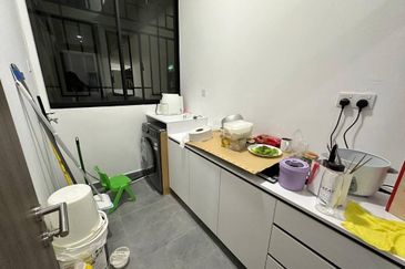 Twin Tower Residence