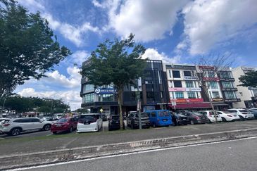 Pelangi Avenue Taman Pelangi