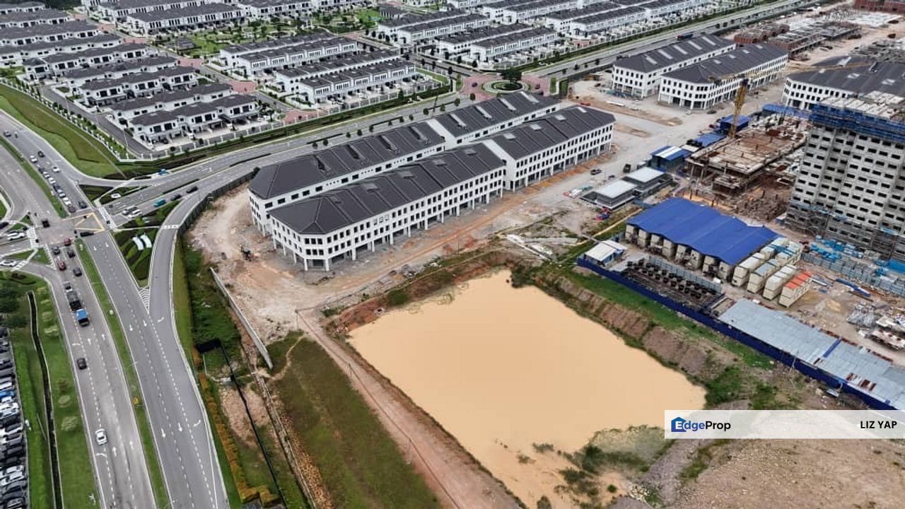 ROI 5% Eco Botanic Eco Boulevard 2 Three Storey Shoplot , Johor, 