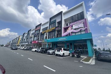 Taman Austin Perdana