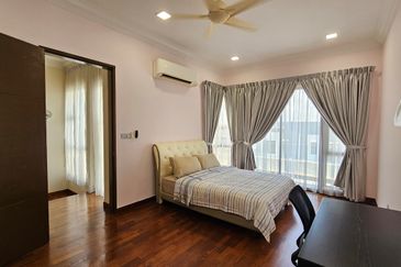 The Canal Garden South, Horizon Hills