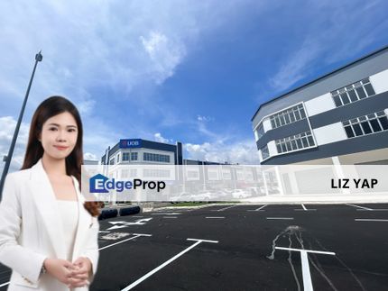 Three Storey Shoplot in Vervocity Jalan Kiambang Indahpura Kulai, Johor, Kulai