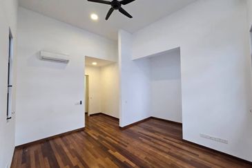 Featherstone @Eco Botanic