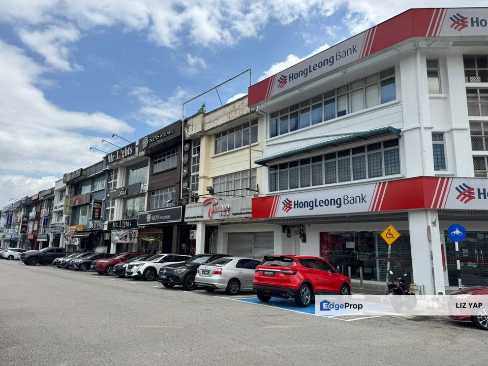 Taman Nusa Bestari Face Mainroad Three Storey Shoplot For Sale, Johor, 