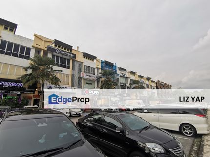 Three Storey Shoplot in Jalan Tanjong Sutera 8/4, Taman Sutera Utama Sutera Mall , Johor, Skudai