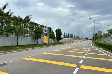 Crest @ Austin Emerald 1