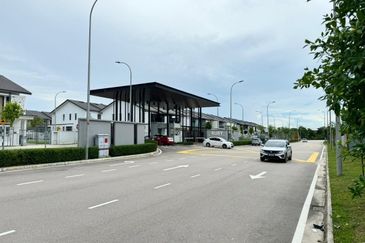 Crest @ Austin Emerald 1