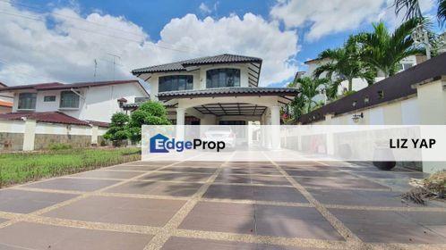 Double storey bungalow house in Taman Century Garden, Johor, Johor Bahru