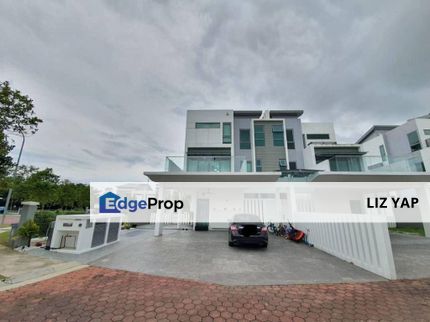 Three storey semi-d house in Sunway  Lenang Height, Johor, Johor Bahru