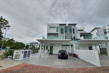 Sunway Lenang Heights