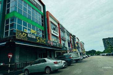 Taman Mount Austin Commercial