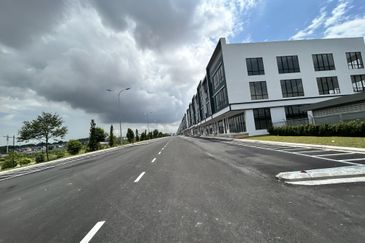 Crest @ Austin Emerald 1