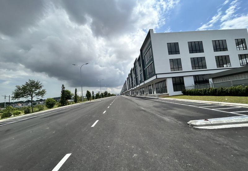 Crest @ Austin Emerald 1