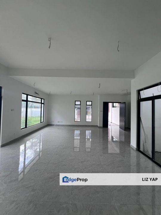 Semi-d house in Taman Desa Tebrau Precinct 12, Johor, Johor Bahru