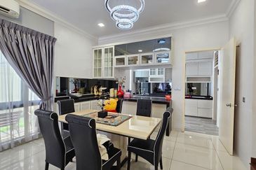 The Canal Garden North, Horizon Hills