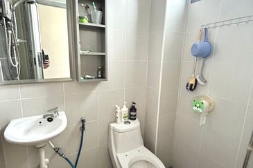 Jalan Jaya Putra 5/48