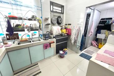 Jalan Jaya Putra 5/48