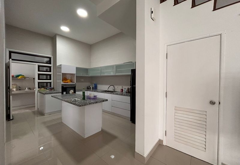 Garden Villa @ Bukit Indah 2