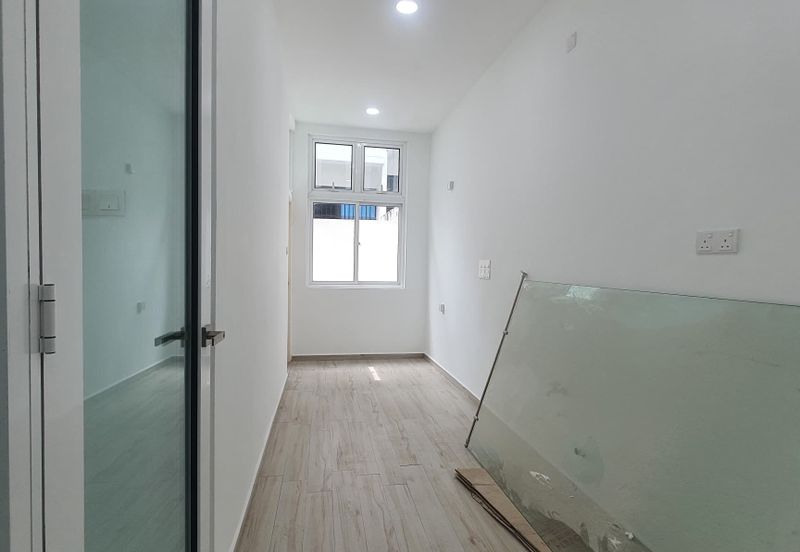 Austin Residence @Taman Mount Austin