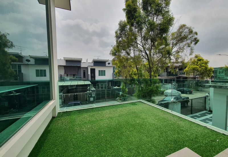 Austin Residence @Taman Mount Austin