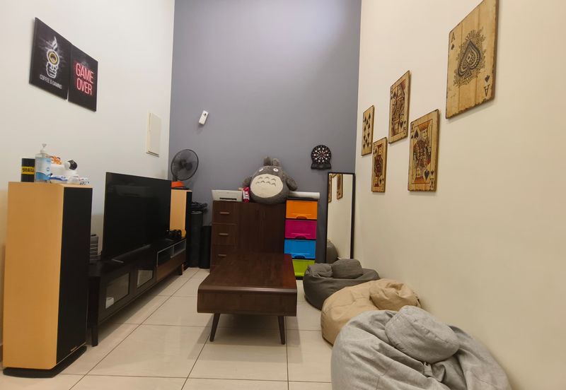 Double storey superlink house in Horizon Hills