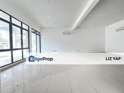 Double storey Link house in Estuari Garden, Johor, Nusajaya