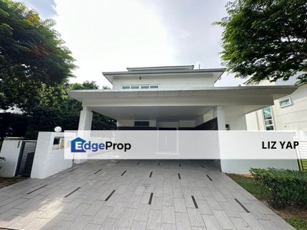 Three storey bungalow house in Isola Villa Senibong Cove, Johor, Masai