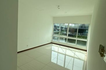 Isola Villa @ Senibong Cove