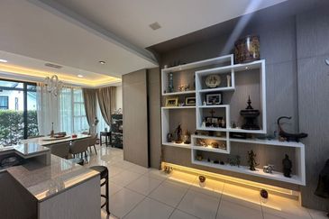 WaterEdge Residences