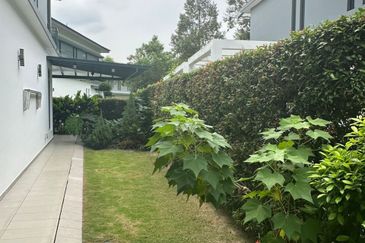 WaterEdge Residences