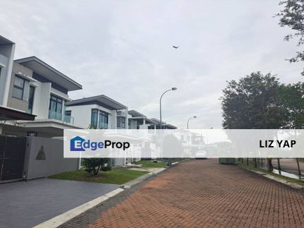 Double storey semi-d house in The Cove, Johor, Nusajaya