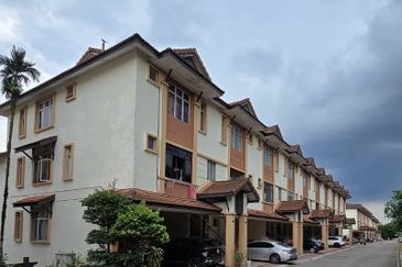 Nusa Villa Townhouse