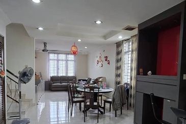 Nusa Villa Townhouse