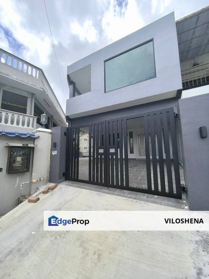 Double Storey Terrace Endlot at Tmn Pertama, Kulai, Johor, Kulai